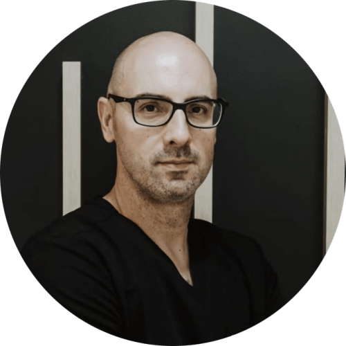 DOCTOR DANIEL QUIRÓS